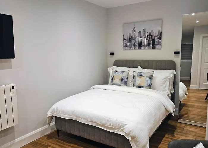 Taylors Apartment